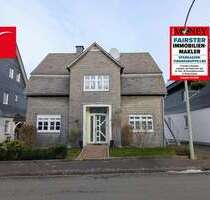 Haus zum Kaufen in Schmallenberg 179.000,00 € 170.72 m²