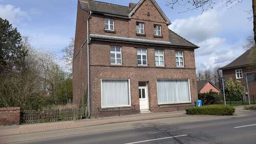 Foto - Haus zum Kaufen in Xanten 289.000,00 € 200 m²