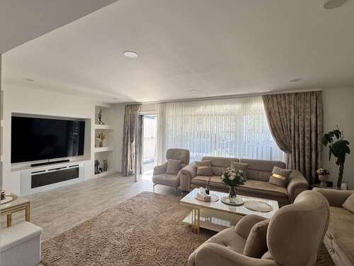 Foto - Haus zum Kaufen in Nürnberg 789.000,00 € 241 m²