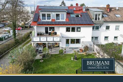 Foto - Haus zum Kaufen in Freiburg im Breisgau 1.197.000,00 € 349 m²