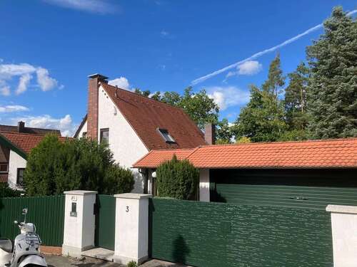 Foto - Haus zum Mieten in Zirndorf 2.500,00 € 200 m²
