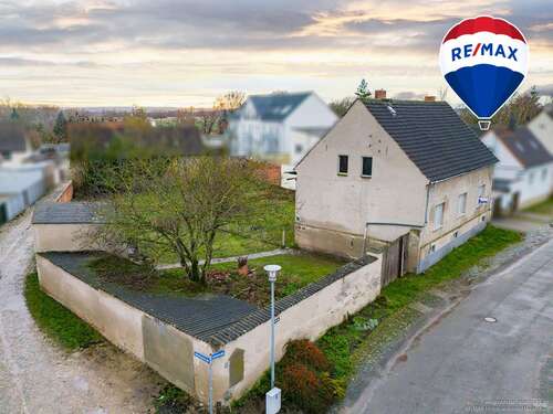 Foto - Haus zum Kaufen in Etgersleben 69.000,00 € 139.1 m²