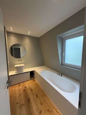 Foto - Wohnung zum Mieten in Wiesbaden 2.300,00 € 140 m²