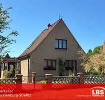 Haus zum Kaufen in Wesenberg 190.000,00 € 135 m²