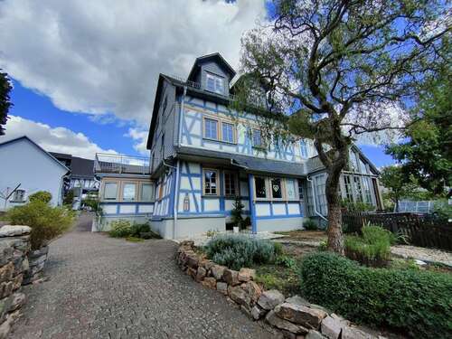 Foto - Haus zum Kaufen in Heidenrod Kemel 740.000,00 € 270 m²