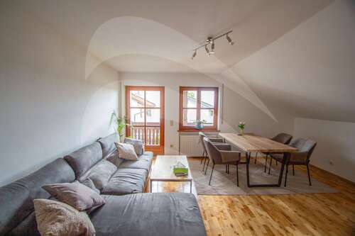 Foto - Wohnung zum Mieten in Essenbach 750,00 € 70 m²