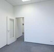 Büro in Berlin 950,00 € 15 m² - 950,00&nbsp;EUR Kaltmiete, ca.&nbsp; 15,00&nbsp;m&sup2; in Berlin (PLZ: 10317)