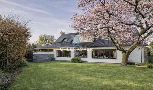 Foto - Haus zum Kaufen in Ebstorf 459.000,00 € 245 m²