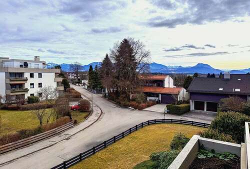 Foto - Wohnung zum Mieten in Stephanskirchen 1.100,00 € 101.17 m²