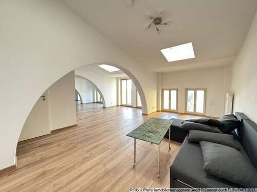 Foto - Wohnung zum Mieten in Magdeburg 690,00 € 93.92 m²