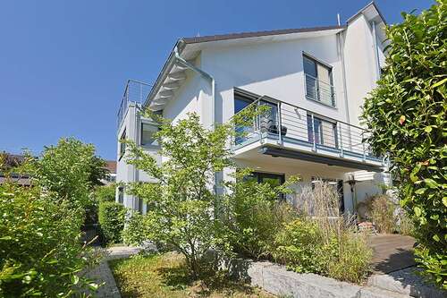 Foto - Haus zum Kaufen in Böblingen 890.000,00 € 220 m²