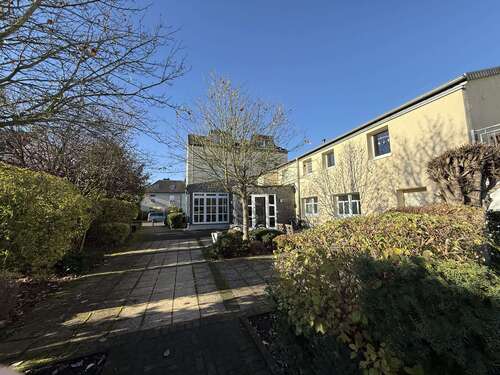 Foto - Büro in Bornheim 735.000,00 € 244 m²