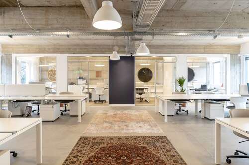 Foto - Büro in Essen 749,00 € 18 m² - 749,00 EUR Kaltmiete, ca.  18,00 m²