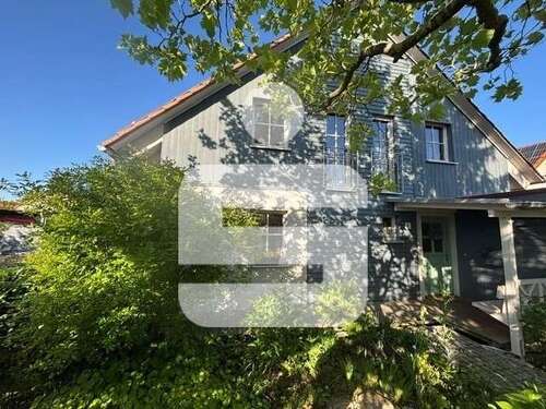 Foto - Haus zum Kaufen in Oberreichenbach 848.000,00 € 189 m²