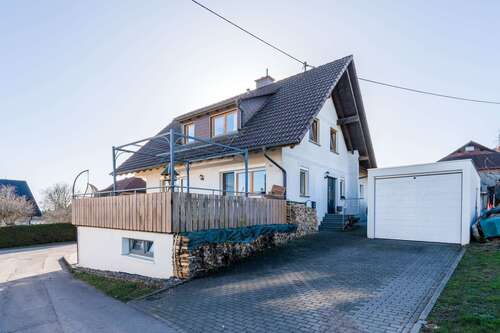 Foto - Haus zum Kaufen in Ühlingen-Birkendorf 449.000,00 € 200 m²