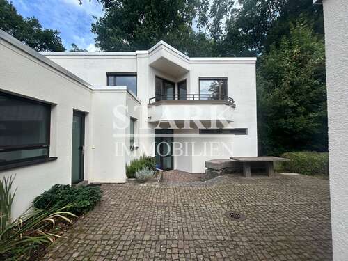 Foto - Haus zum Mieten in Oberursel (Taunus) 4.000,00 € 270 m²