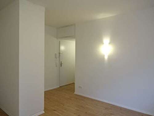 Foto - Wohnung zum Mieten in Frankfurt 670,00 € 28.1 m²