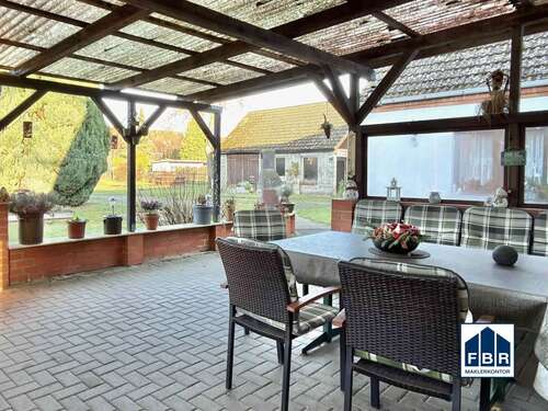 Foto - Haus zum Kaufen in Plate Peckatel 249.000,00 € 316.17 m²