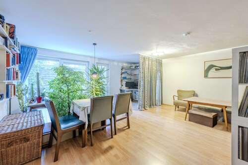 Foto - Wohnung zum Kaufen in Stuttgart-Münster 280.000,00 € 77.39 m²