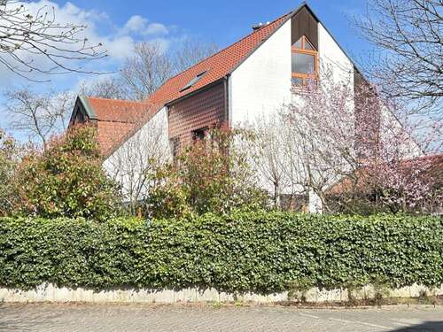 Foto - Haus zum Kaufen in Langenfeld 970.000,00 € 222 m²