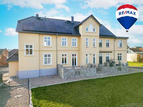 Foto - Haus zum Kaufen in Körbelitz 750.000,00 € 401 m²