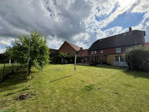 Foto - Haus zum Kaufen in Vechelde 449.000,00 € 221 m²