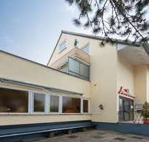 Gastronomie in Düsseldorf Rath 1.300,00 € 303.19 m² - Düsseldorf / Rath