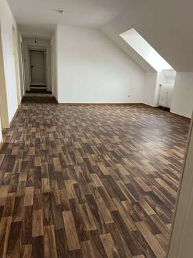 Foto - Wohnung zum Mieten in Mitterharthausen 590,00 € 88.71 m²