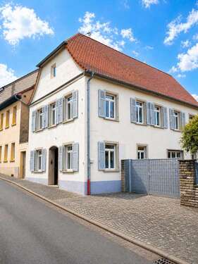 Foto - Haus zum Kaufen in Oppenheim 585.000,00 € 365 m²