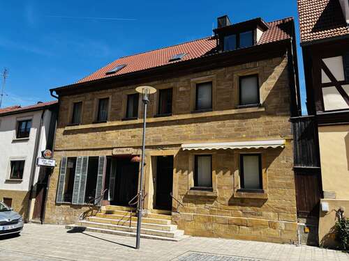 Foto - Haus zum Kaufen in Hofheim 275.000,00 € 175 m²