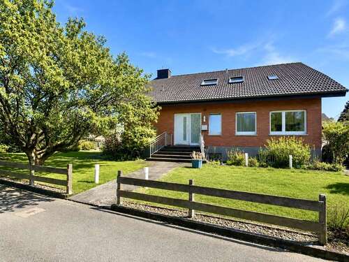 Foto - Haus zum Kaufen in Detmold 498.000,00 € 219.9 m²