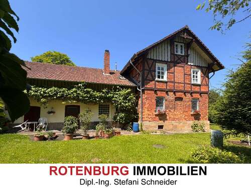 Foto - Haus zum Kaufen in Bebra-Rautenhausen 155.000,00 € 176 m²