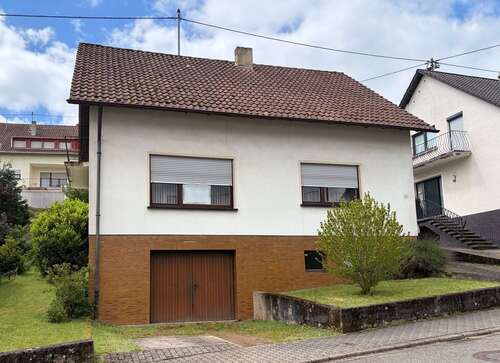 Foto - Haus zum Kaufen in Dillingen 159.000,00 € 140 m²