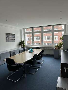 Foto - Büro in Hamburg 750,00 € 36 m² - 750,00&nbsp;EUR Kaltmiete, ca.&nbsp; 36,00&nbsp;m&sup2;