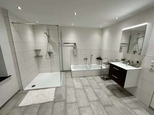 Foto - Wohnung zum Mieten in Mettlach 1.249,00 € 110 m²