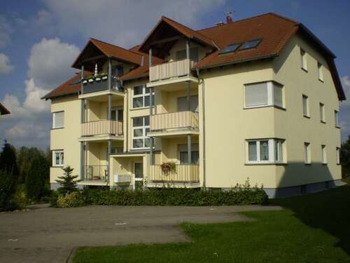 Foto - Wohnung zum Mieten in Bitterfeld-Wolfen Thalheim 255,00 € 33.69 m²
