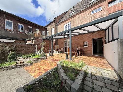 Foto - Haus zum Kaufen in Willich 398.850,00 € 150.01 m²