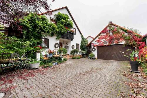 Foto - Haus zum Kaufen in Pfaffenhofen 749.000,00 € 240 m²