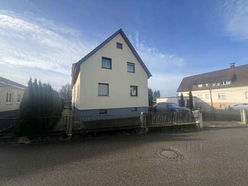 Foto - Haus zum Kaufen in Oberkirch 485.000,00 € 210 m²