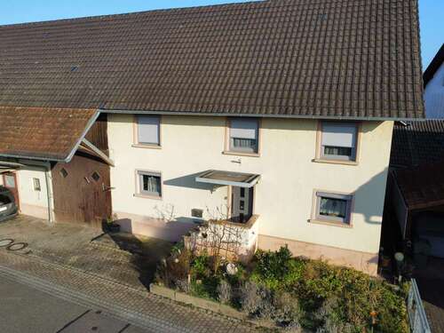 Foto - Haus zum Kaufen in Achern Wagshurst 355.000,00 € 127 m²