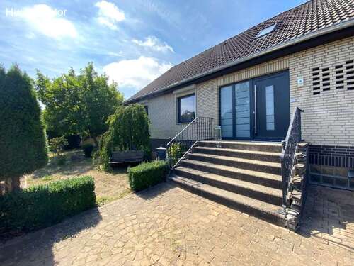Foto - Haus zum Kaufen in Lindhorst 398.000,00 € 180 m²