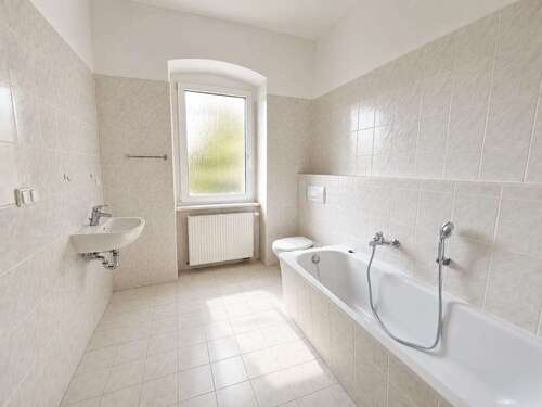 Foto - Wohnung zum Mieten in Sachsen-Anhalt - Halle 720,00 € 80 m²