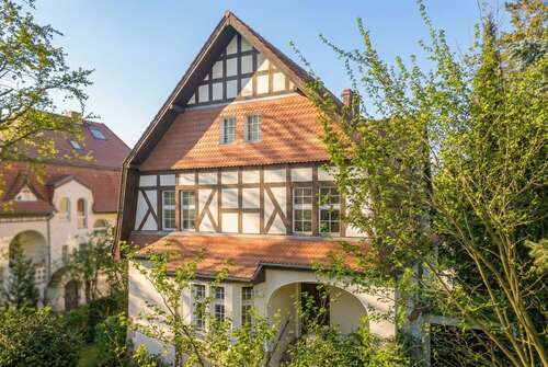 Foto - Haus zum Kaufen in Berlin 2.400.000,00 € 344 m²