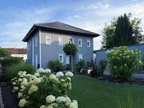 Foto - Haus zum Kaufen in Landau an der Isar 1.250.000,00 € 264 m²