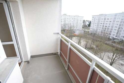 Foto - Wohnung zum Mieten in Chemnitz 263,73 € 45.47 m²