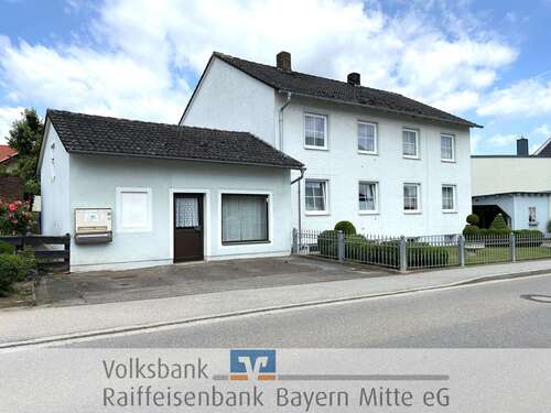 Foto - Haus zum Kaufen in Rohr 349.000,00 € 178 m²
