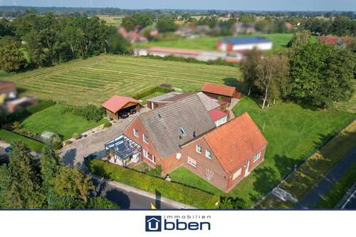 Foto - Haus zum Kaufen in Aurich 369.000,00 € 255 m²