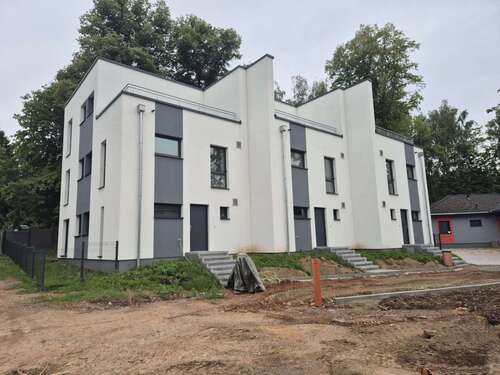 Foto - Haus zum Mieten in Chemnitz Helbersdorf 1.884,00 € 157.1 m²
