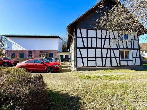 Foto - Haus zum Kaufen in Waldbröl 299.500,00 € 160 m²