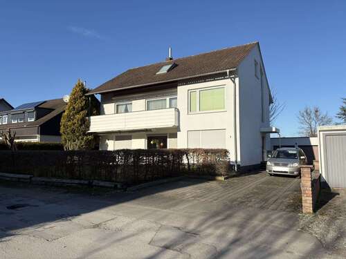 Foto - Haus zum Kaufen in Lage 359.000,00 € 247 m²